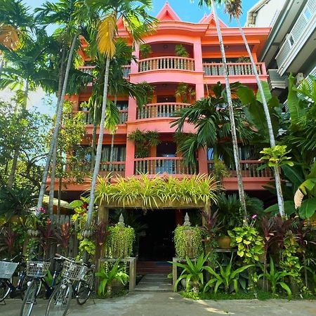 Golden Butterfly Villa Siem Reap Exterior photo