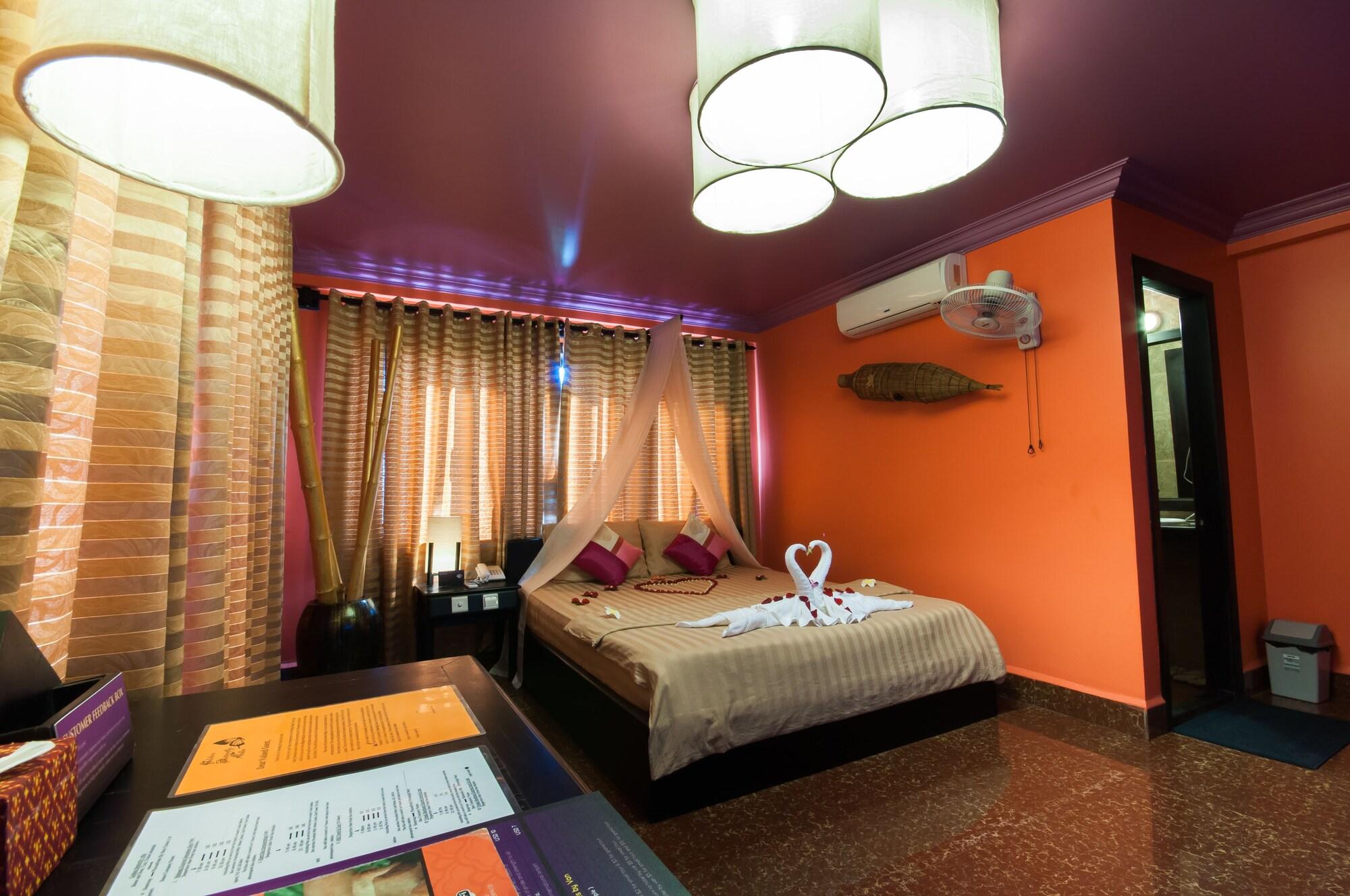 Golden Butterfly Villa Siem Reap Exterior photo